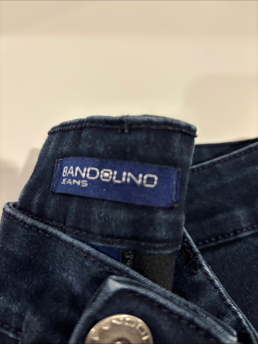 Bandolino Women size 16Dark Blue Slim Straight Jeans capri/crop length 32”. - Picture 3 of 6